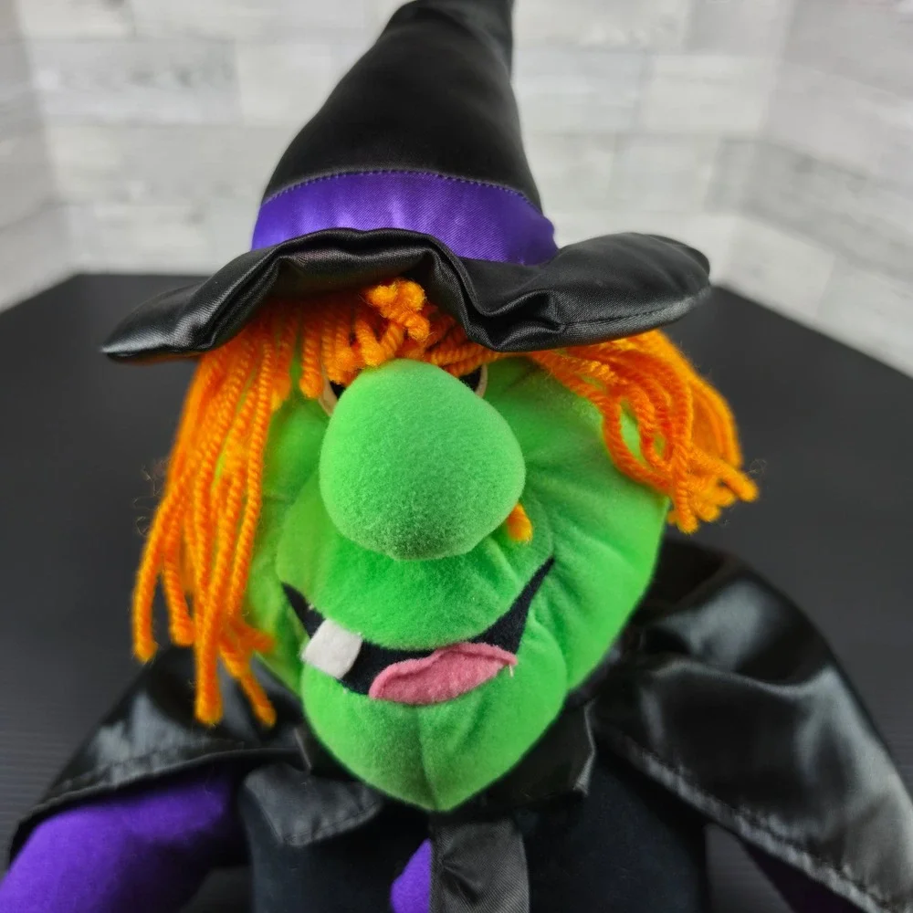 Vintage 1995 Stuffins Inc Halloween Witch Plush Shelf Sitter Green Orange Purple
